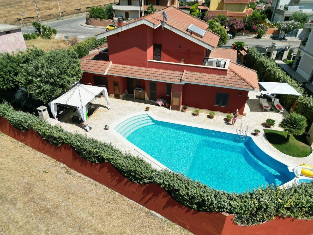 Stella Hotel Quartu Sant'Elena Bagian luar foto